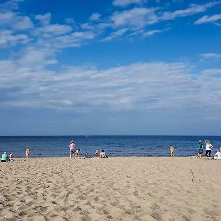 Apartament Studio By The Beach 200m + Parking *